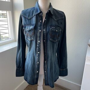 WRANGLER | Western Button-Up Shirt - Size XS
